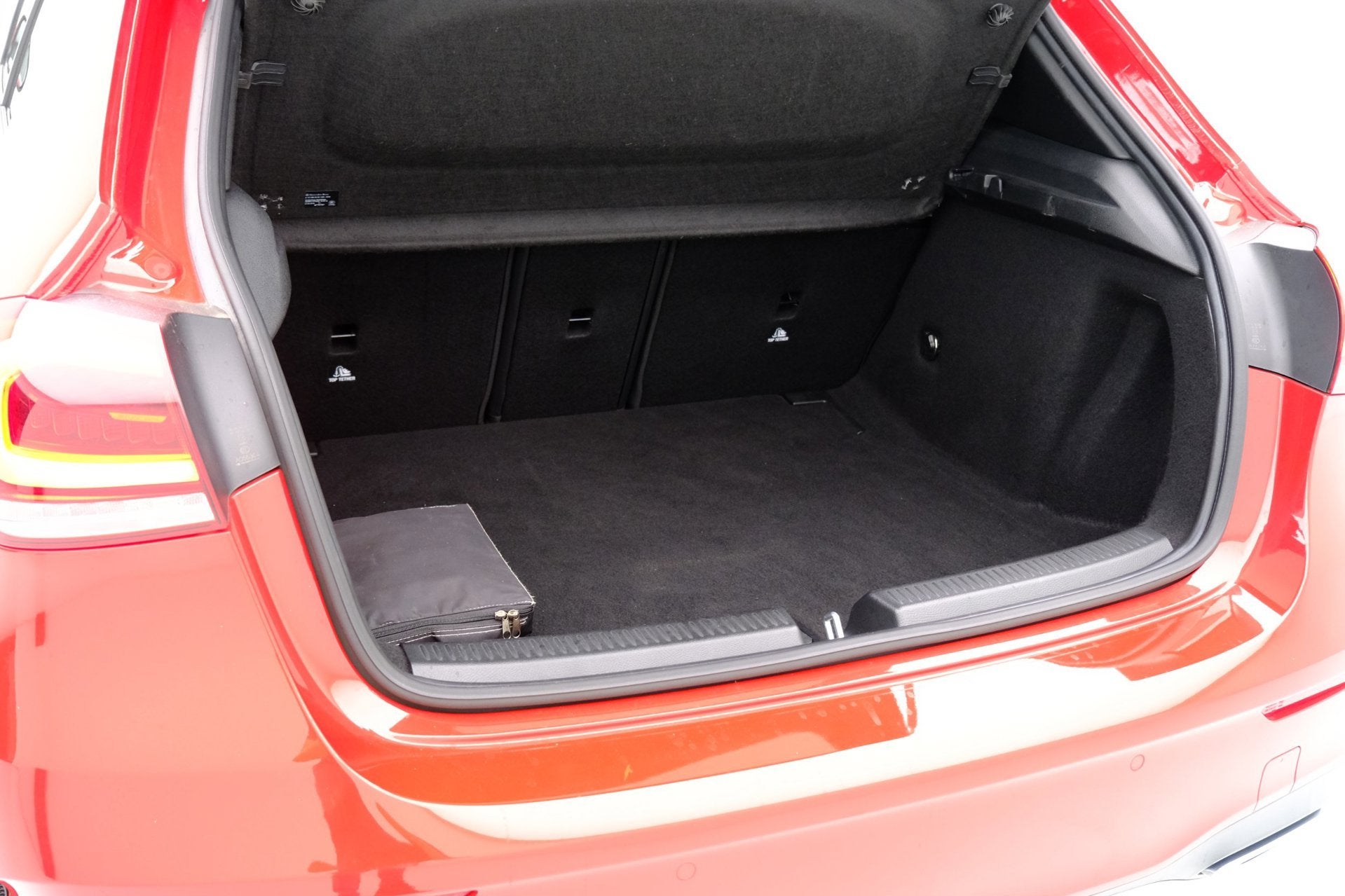 Foto 10 van Mercedes-Benz A-klasse 200 Business Solution AMG Aut. Pano|L