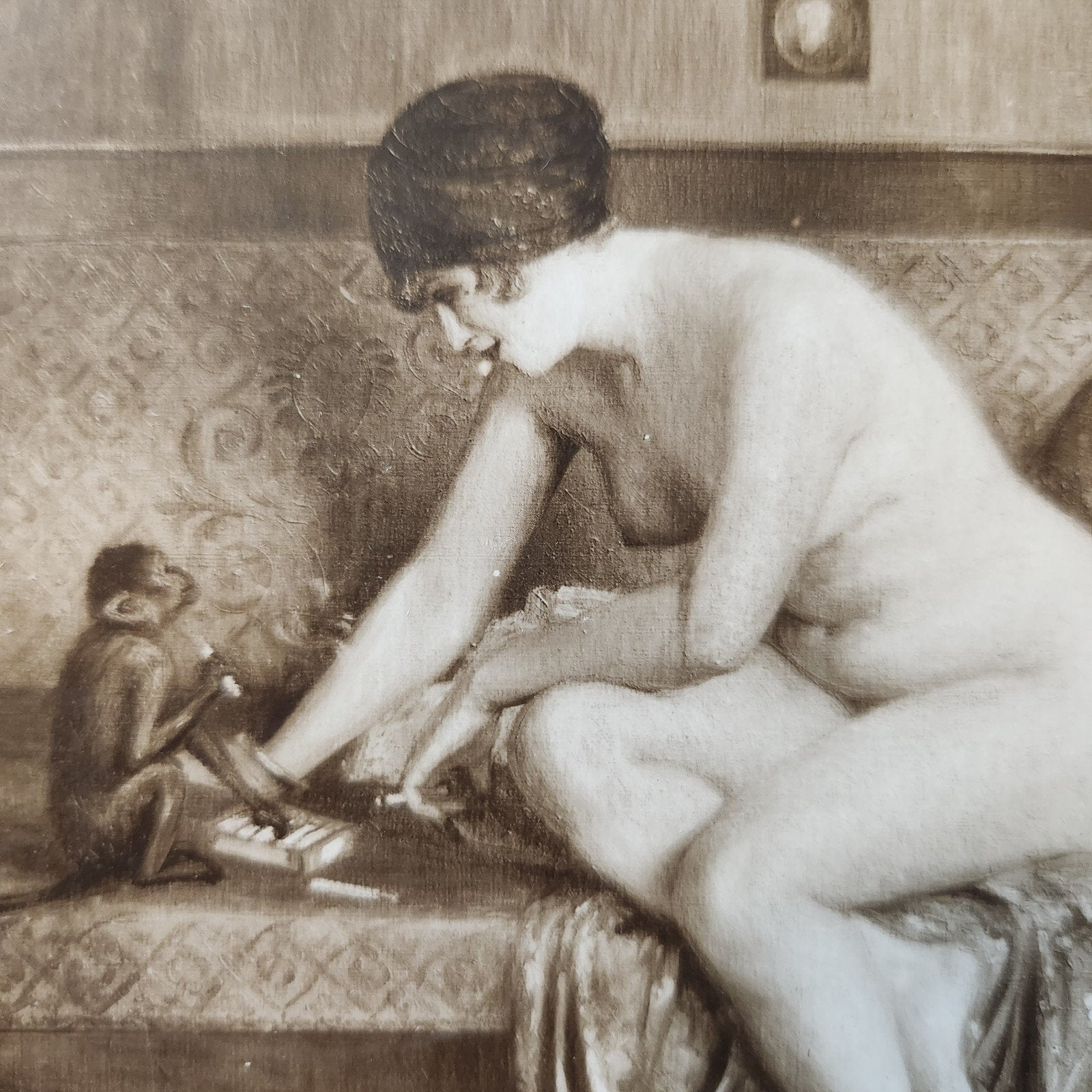 <1920 Ansichtkaart: Meditatie Darwinisme - Naakt met Aapje, Verzamelen, Verzenden, Voor 1920, Ongelopen, Overige thema's