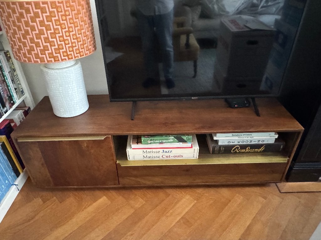Dressoir van Made aanbieding 200 euro!, Ophalen, 150 tot 200 cm, Zo goed als nieuw, Met deur(en)