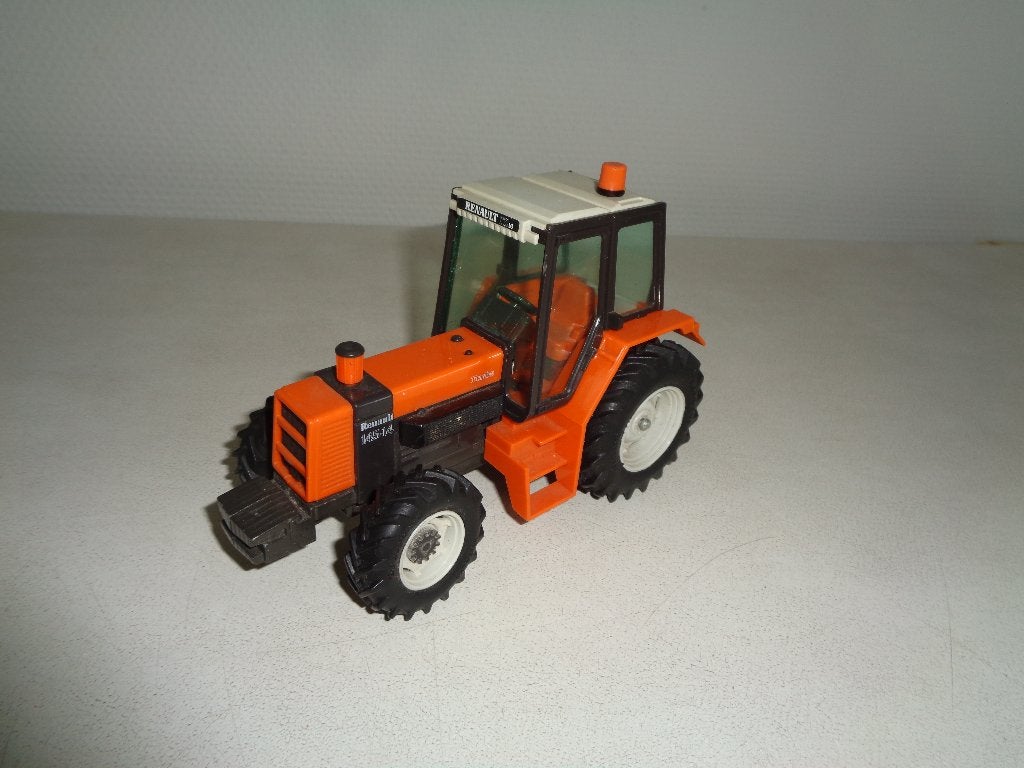 Britains Renault 145-14, Ophalen of Verzenden, Zo goed als nieuw, Tractor of Landbouw, Britains