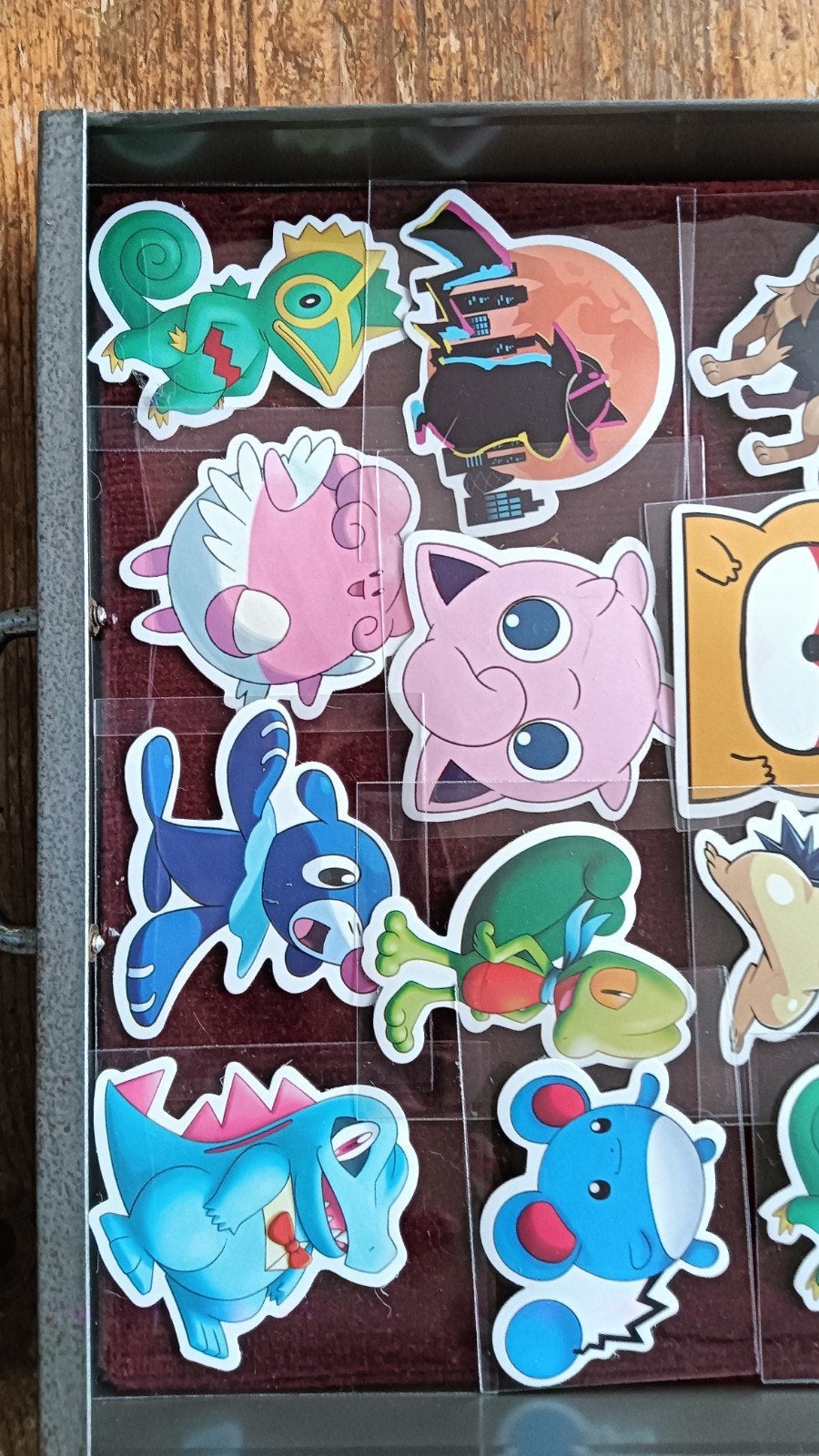 24 pokémon stickers 2,5 euro per stuk kenmerk lade15, Ophalen of Verzenden, Nieuw