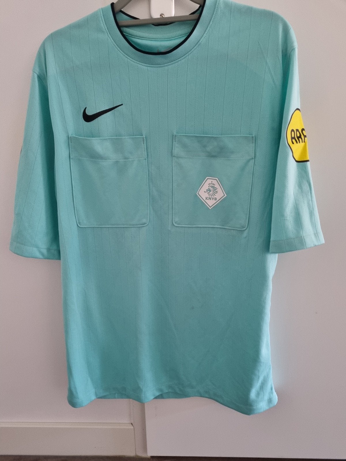 Scheidsrechter / KNVB / Arag, Ophalen of Verzenden, Zo goed als nieuw, Maat 52/54 (L)