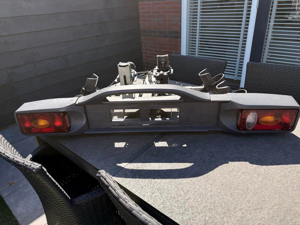 Twinny load - swing ck - fietsendrager, Auto diversen, Fietsendragers, Ophalen, 2 fietsen, Zo goed als nieuw, Trekhaakdrager