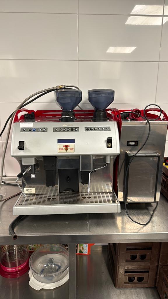 Pelican Rouge koffiezetapparaat, Ophalen, Gebruikt, Koffie en Espresso