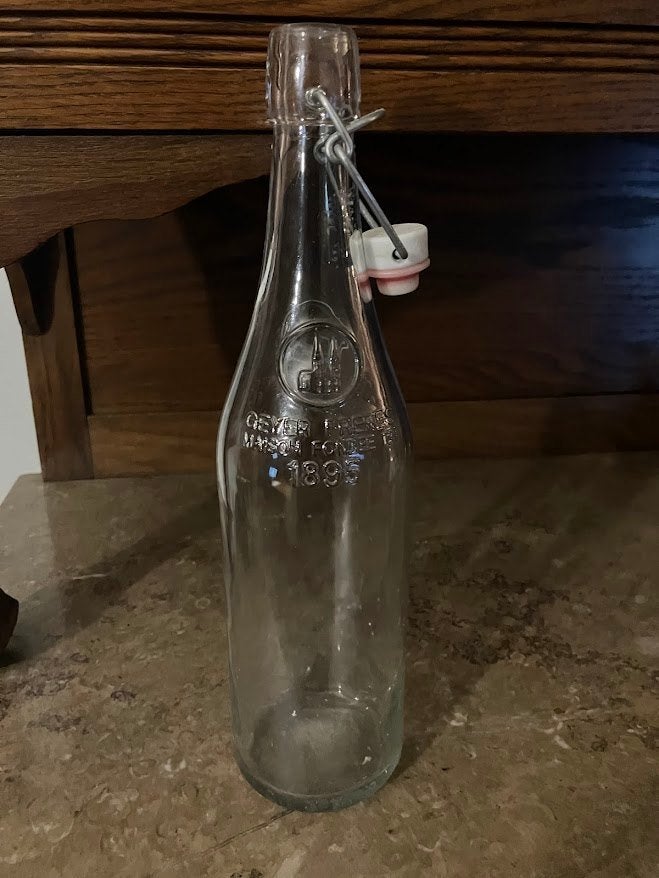 Glazen beugelfles Geyer Freres Maison Fondee 1895, Ophalen of Verzenden, Zo goed als nieuw, Overige typen