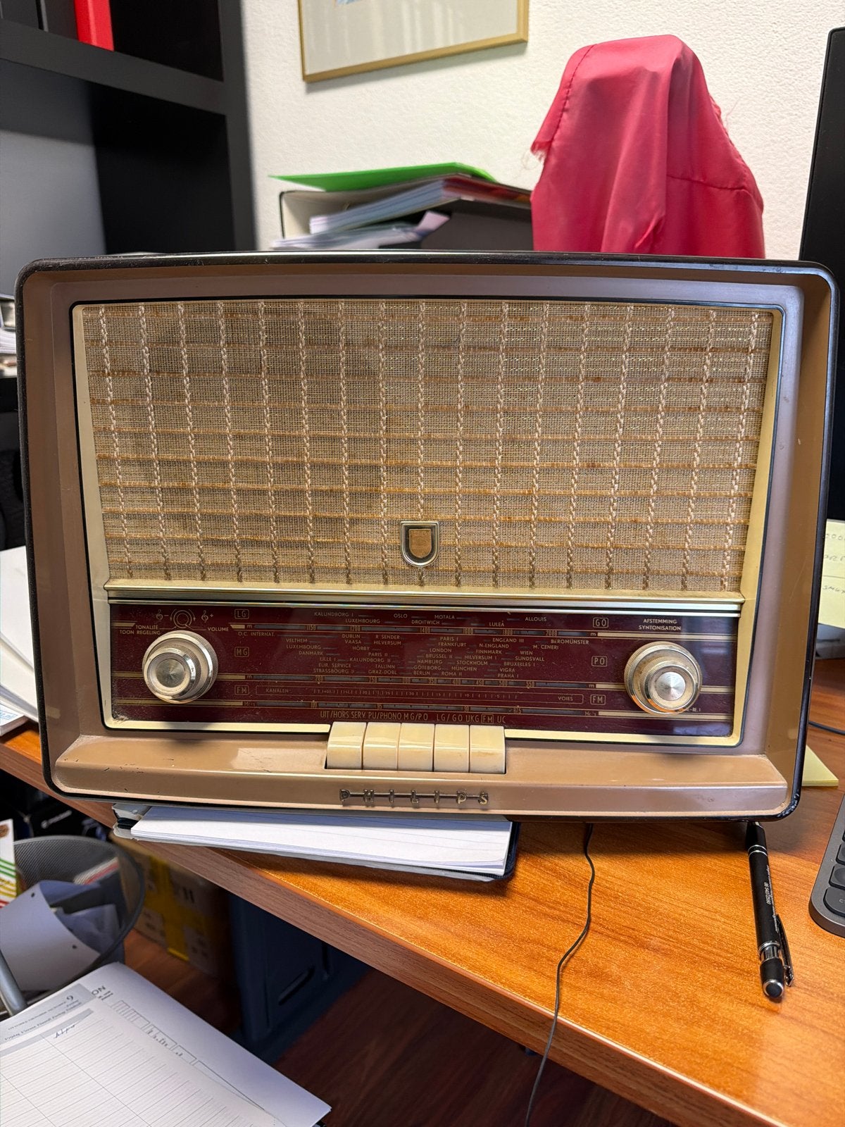 Vintage Philips buizenradio - werkend, Ophalen of Verzenden, Gebruikt, Radio