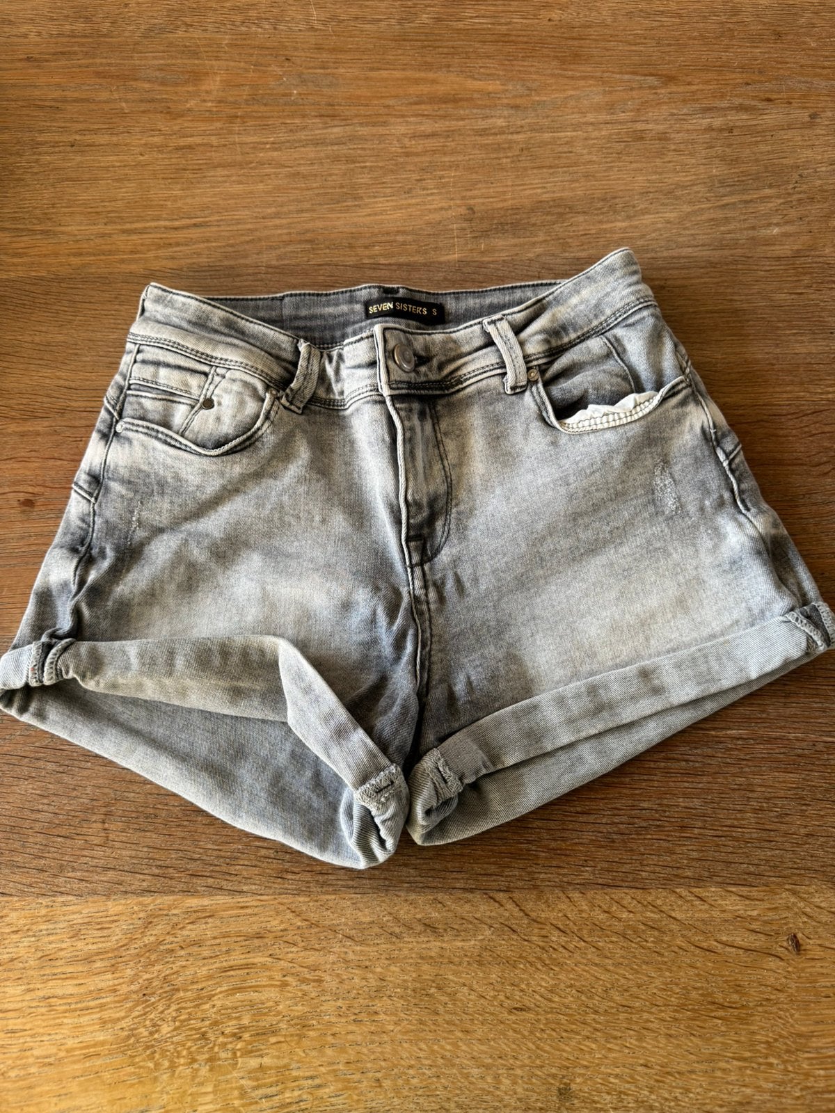 Jeans korte broek grijs maat s seven sisters, Ophalen of Verzenden, Zo goed als nieuw, Grijs, W28 - W29 (confectie 36)