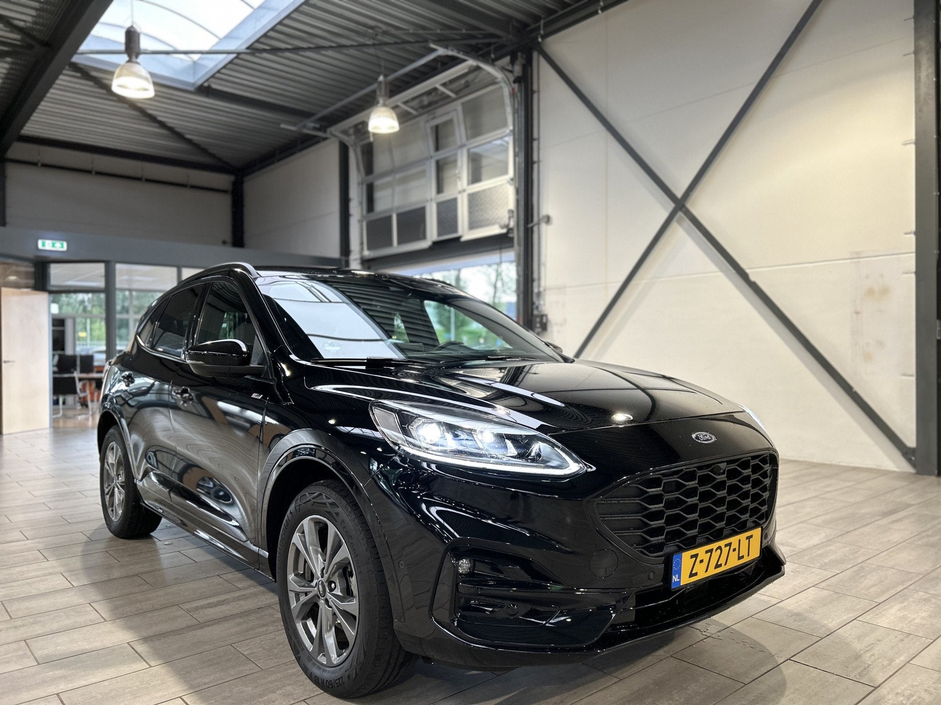 Ford Kuga 2.5 PHEV ST-Line X | Dealer onderhouden | Winterpa, Auto's, Ford, 12 maanden, Gebruikt, Euro 6, 4 cilinders
