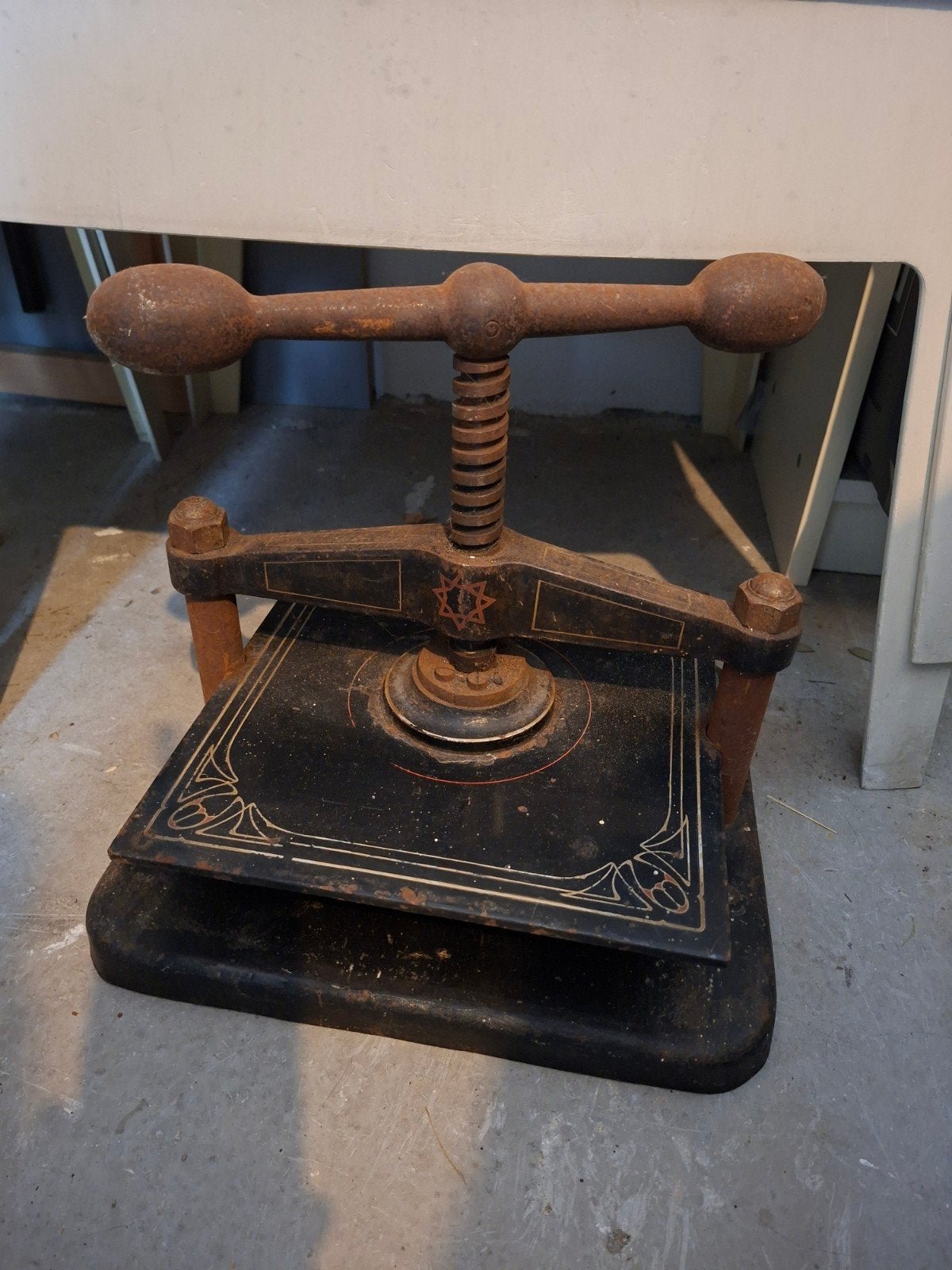 Antieke Boekpers / Drukpers - Decoratief Gietijzer, Ophalen