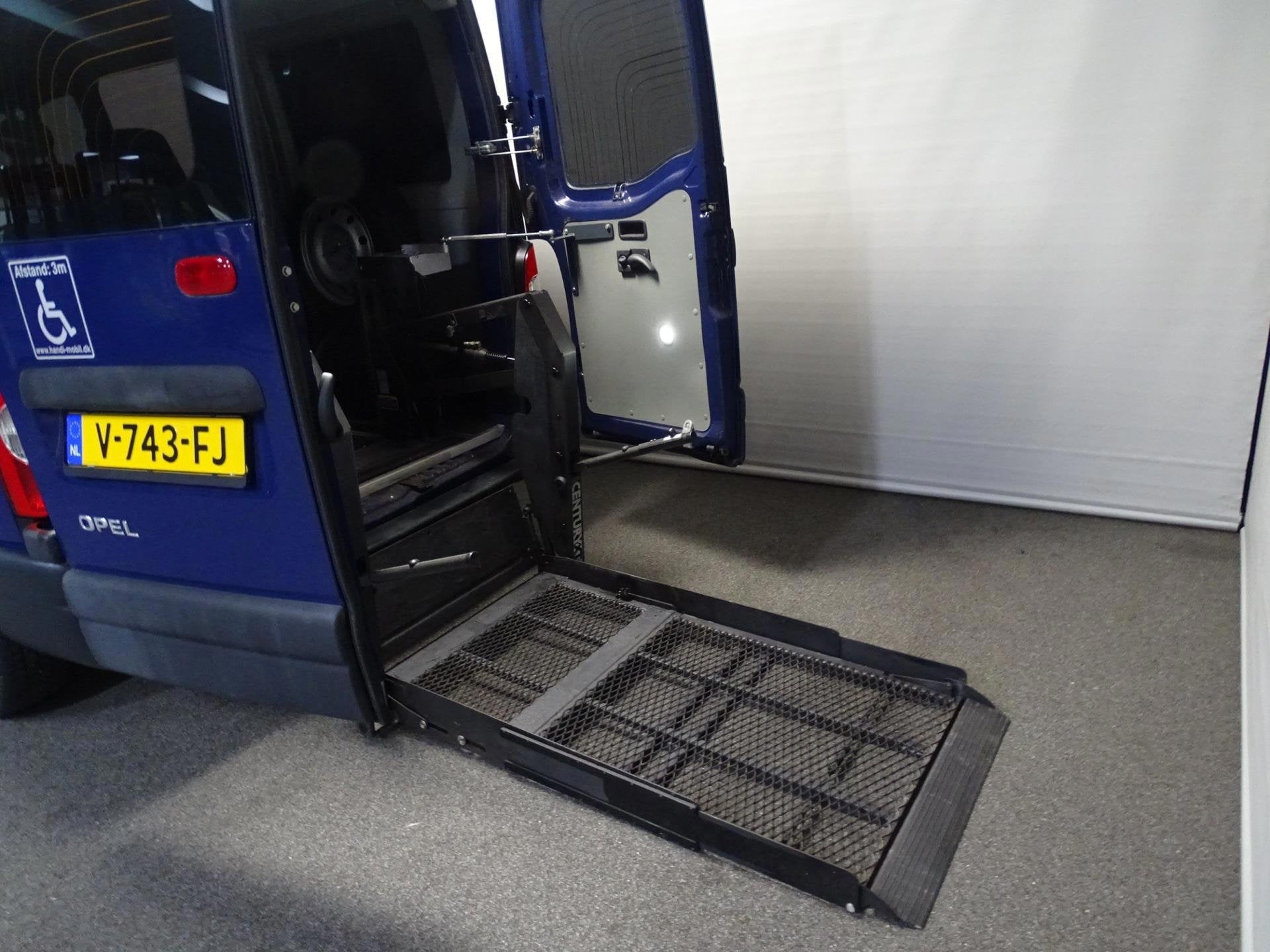 Opel Movano 2.5 CDTI L1 H1 Rolstoelbus, Gebruikt, Geïmporteerd, Te koop, 12 km/l