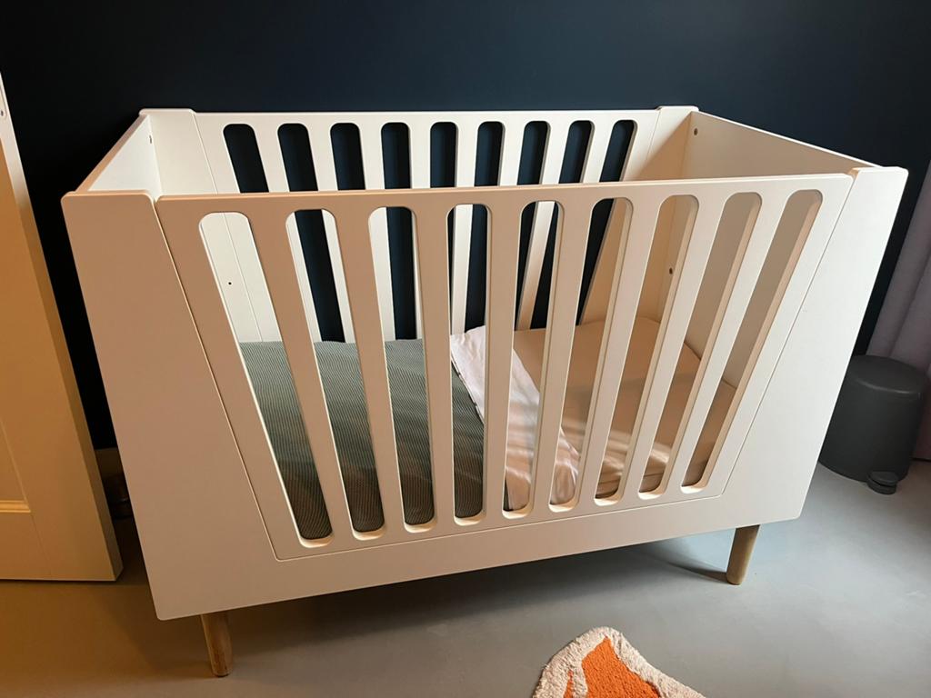 Done by Deer bed en commode, Ophalen, Zo goed als nieuw, Jongetje of Meisje