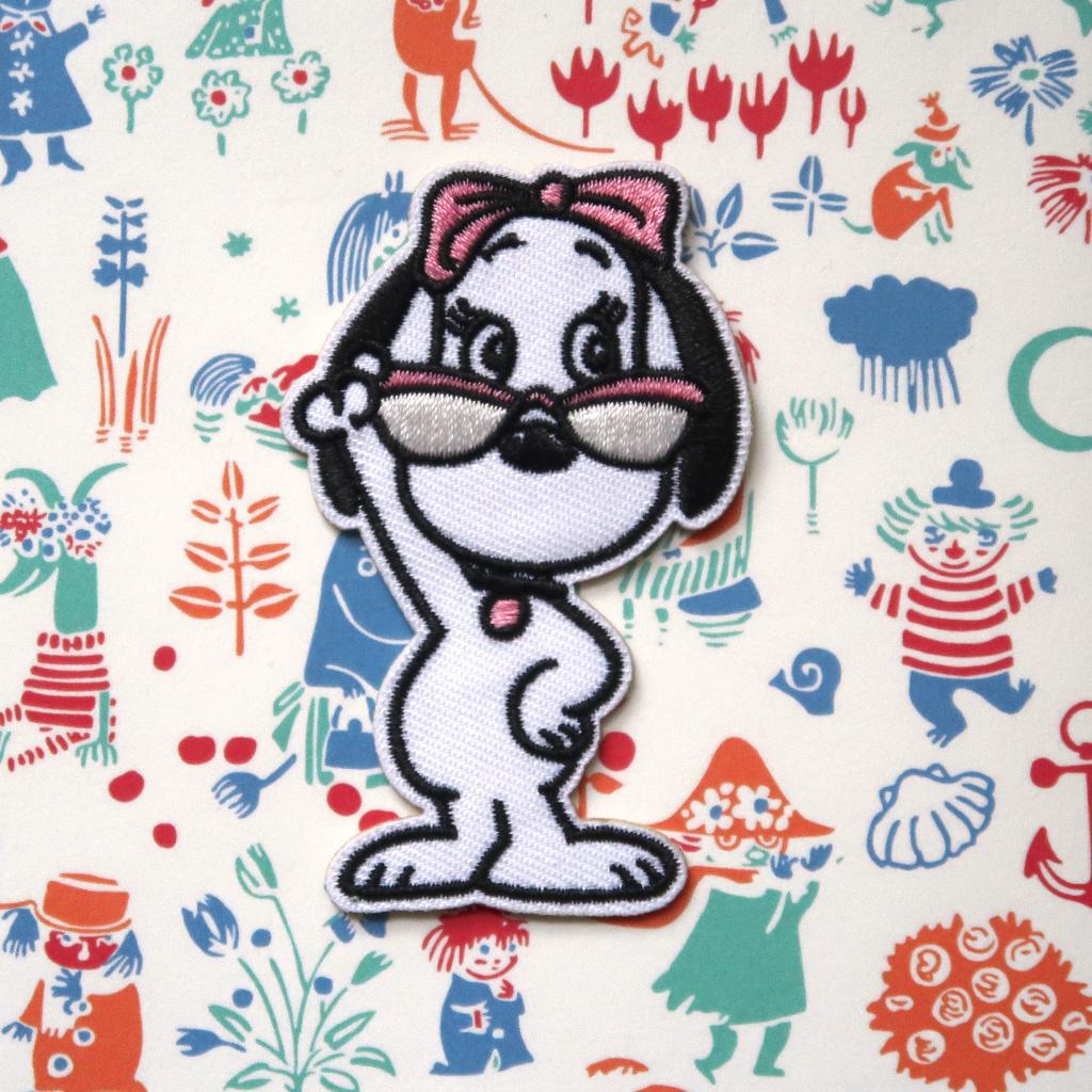 Snoopy's zusje Belle Opstrijkplaatje patch badge applicatie, Verzenden, Nieuw, Overige applicaties