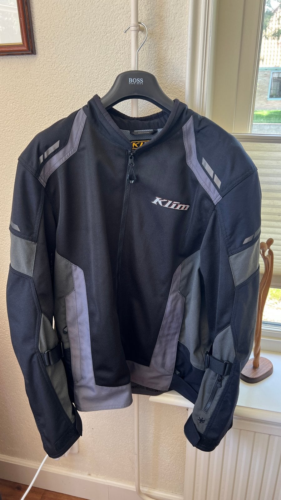 Klim Induction Motorjas en -broek zgan 2 maal gebruikt XL, Motoren, Kleding | Motorkleding, Ophalen of Verzenden, Nieuw zonder kaartje