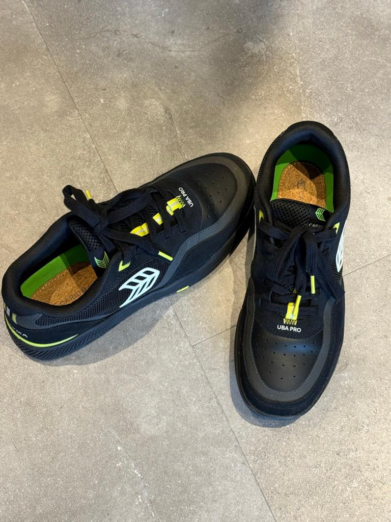 Cariuma UBA PRO Sneakers - Zwart met Neon Geel, Ophalen of Verzenden, Zo goed als nieuw, Zwart, Sneakers of Gympen