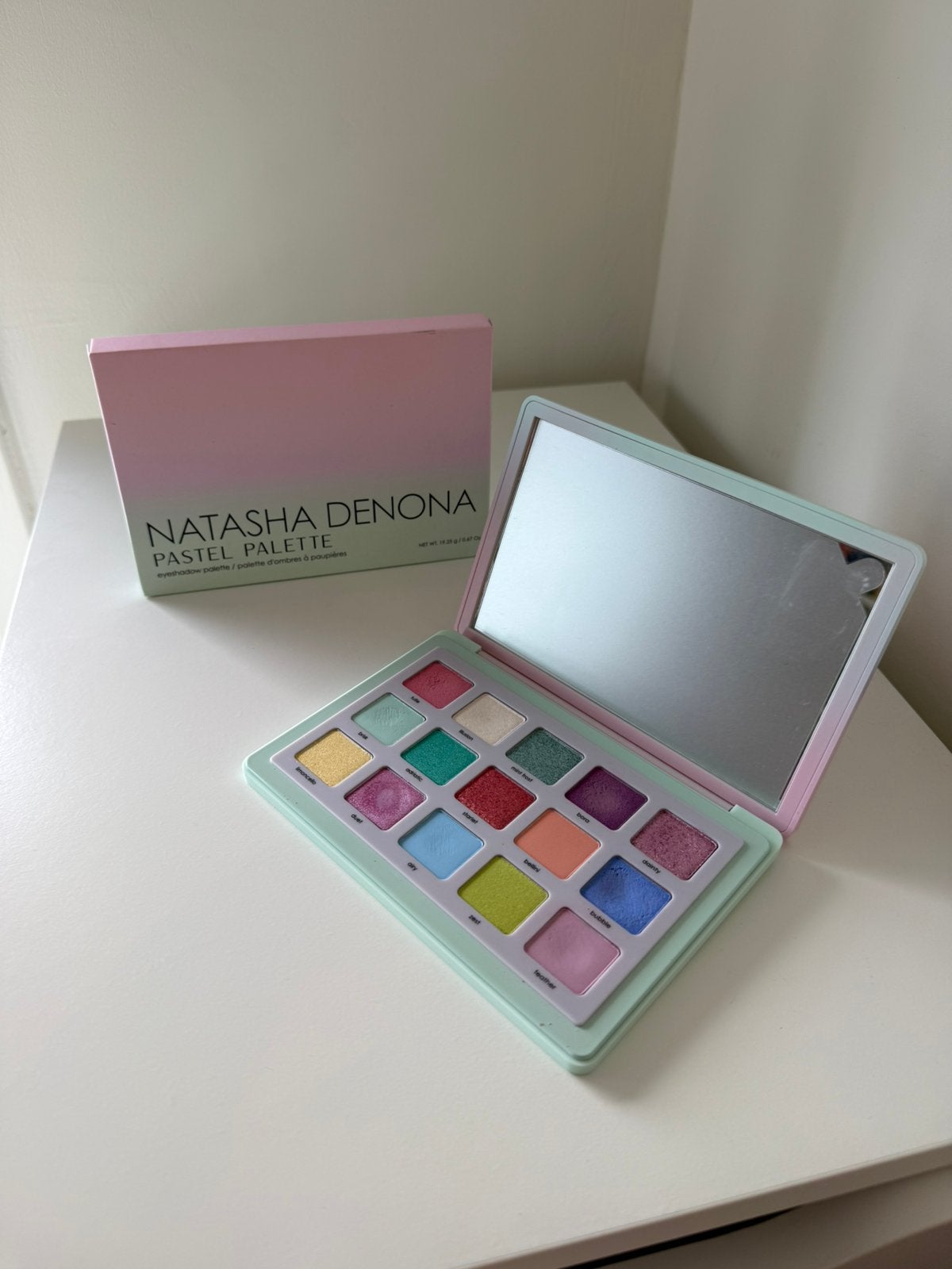 Natasha Denona pastel oogschaduw palette, Sieraden, Tassen en Uiterlijk, Uiterlijk | Cosmetica en Make-up, Verzenden, Zo goed als nieuw