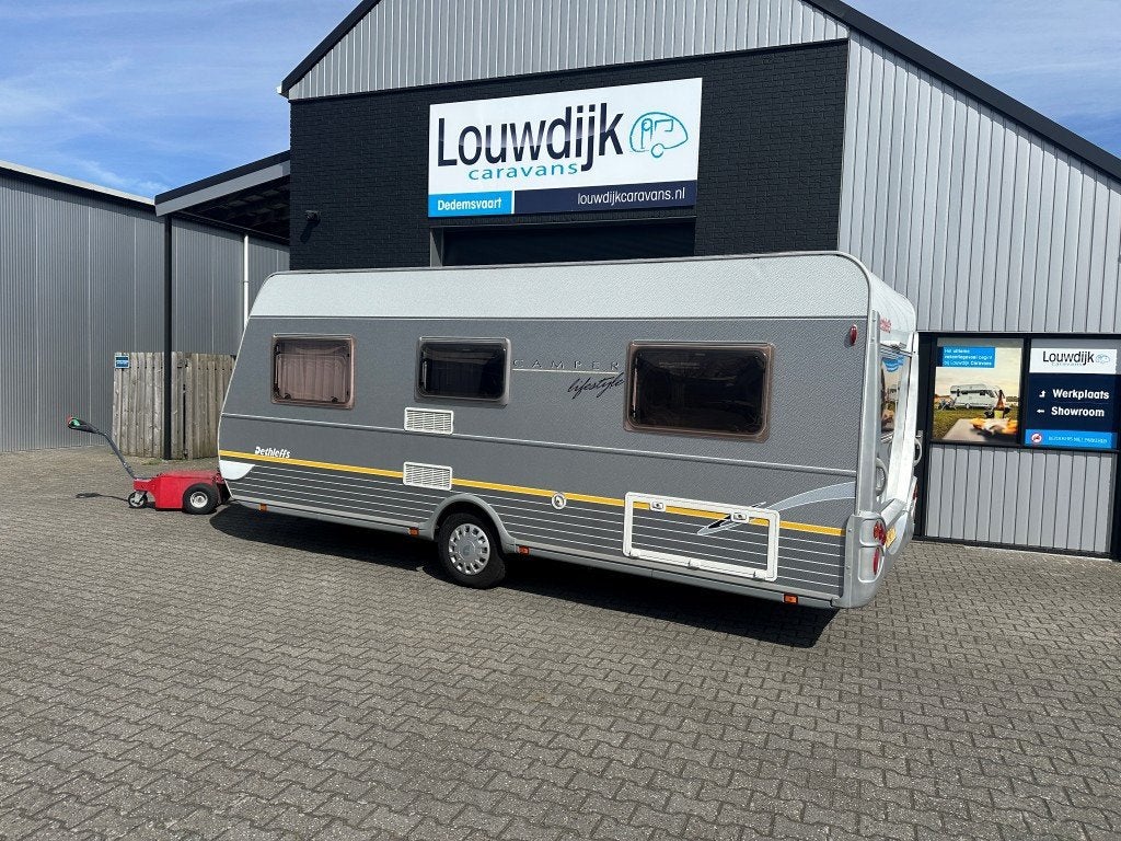 DETHLEFFS Camper 510 DB ’06 (Fransbed, Rondzit), Rondzit, Vast bed, 7 tot 8 meter, Bedrijf