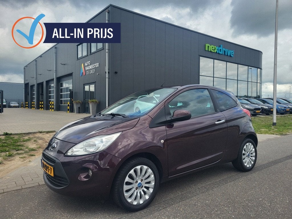 Ford Ka 1.2 Titanium X s/s Airco Nieuwe Distributie 2e eigen, Keurmerk '100% Onderhouden', Gebruikt, 1242 cc, 4 stoelen
