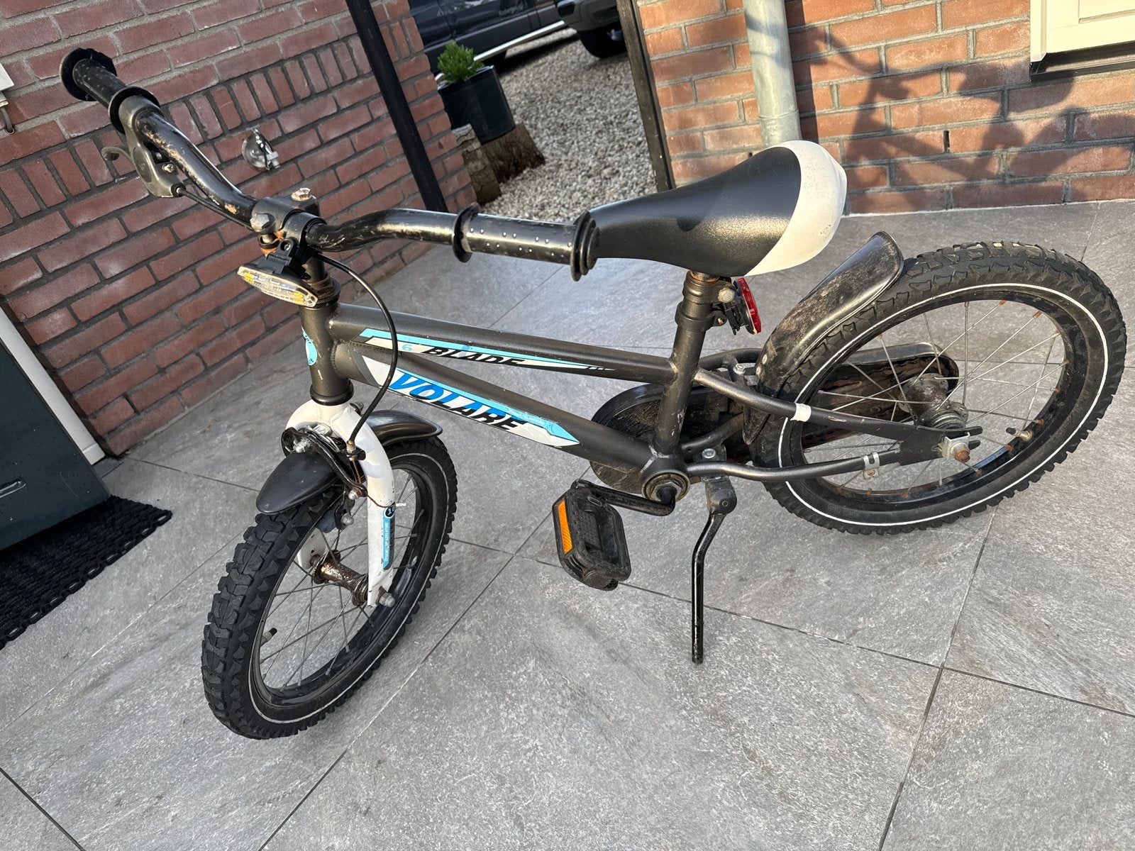 Volare Blade kinderfiets 16 inch, Fietsen en Brommers, Ophalen, Gebruikt, Terugtraprem, 16 tot 20 inch