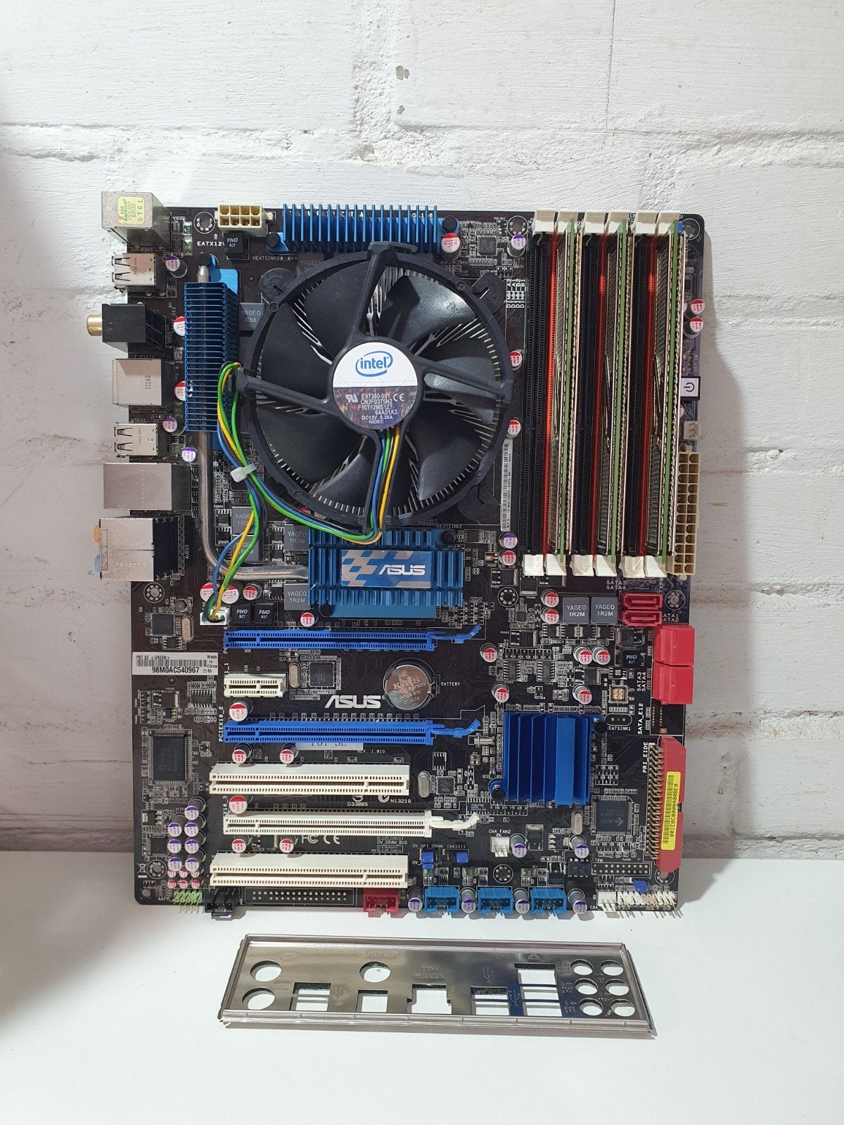 ASUS P6T SE + Intel i7-950 + 6GB DDR3 LGA1366 bundel, ., DDR3, Ophalen of Verzenden, .