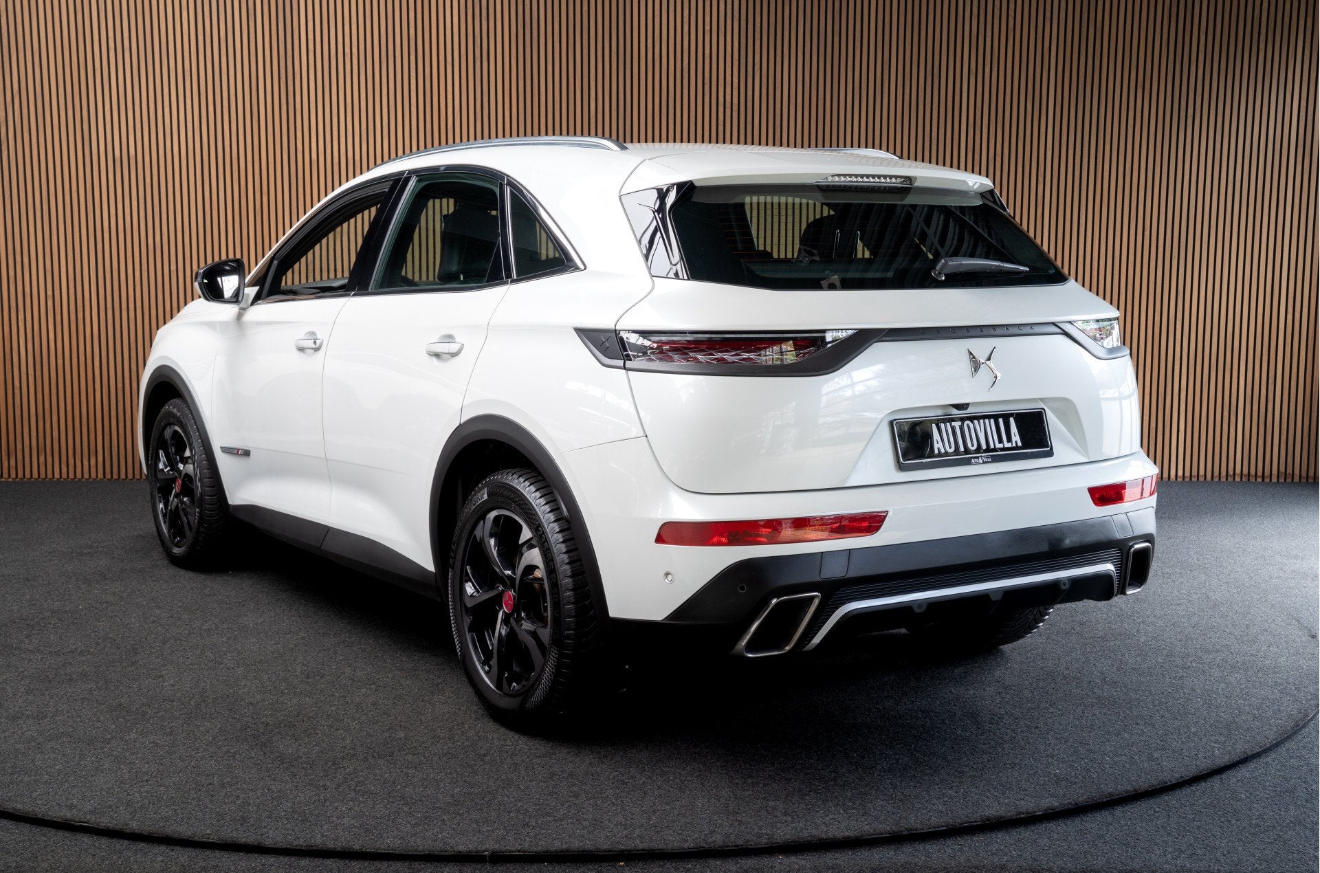DS 7 Crossback E-Tense Performance Line Pano Alcantara/ Leer, Auto's, DS, Automaat, Dealer onderhouden, Gebruikt, 4 cilinders
