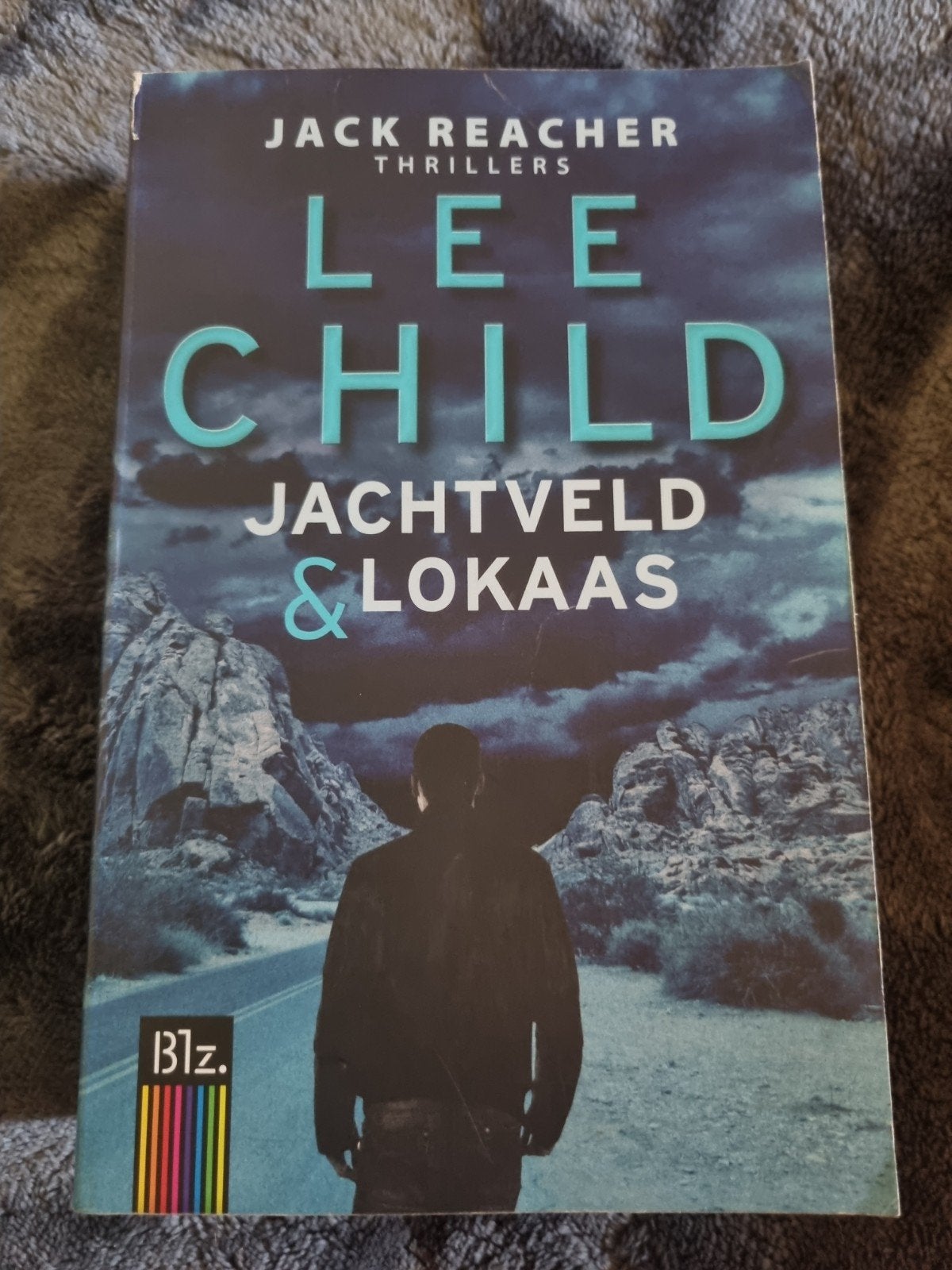 Lee Child - Jachtveld & Lokaas (2 boeken in 1), Ophalen of Verzenden, Zo goed als nieuw, Lee Child, Nederland
