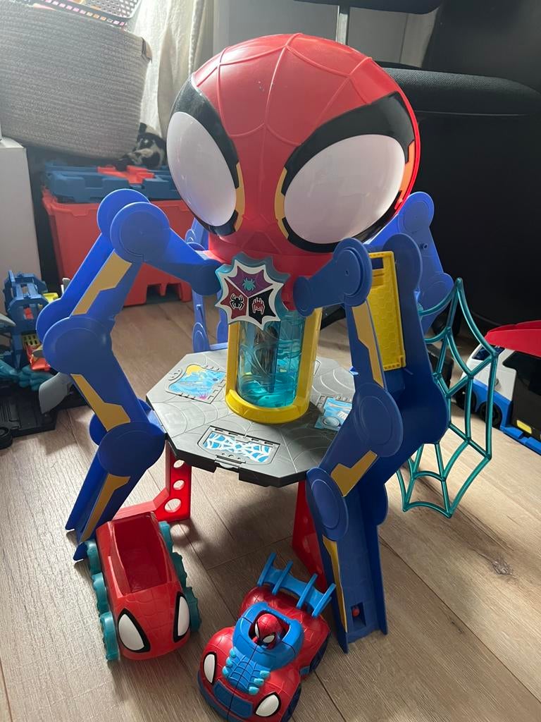 Mooi spiderman huis, Ophalen, Zo goed als nieuw