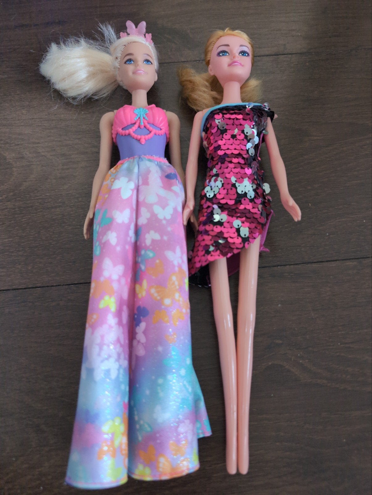 2 Barbie poppen: prinses en glitterjurk, Kinderen en Baby's, Speelgoed | Poppen, Ophalen of Verzenden, Gebruikt, Barbie