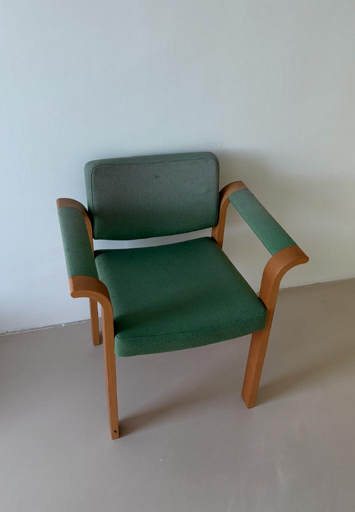 Magnus Olesen stoel, Huis en Inrichting, Fauteuils, Ophalen, Zo goed als nieuw, Stof, Midcentury modern