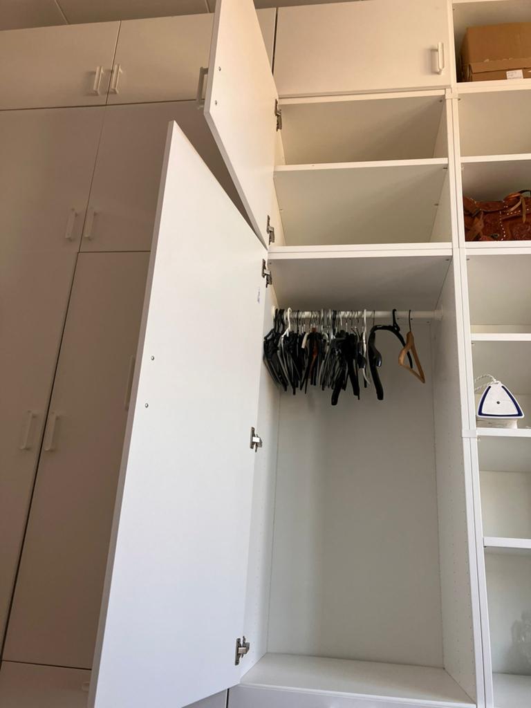 Platsa kast, Ophalen, 200 cm of meer, 50 tot 100 cm, Zo goed als nieuw