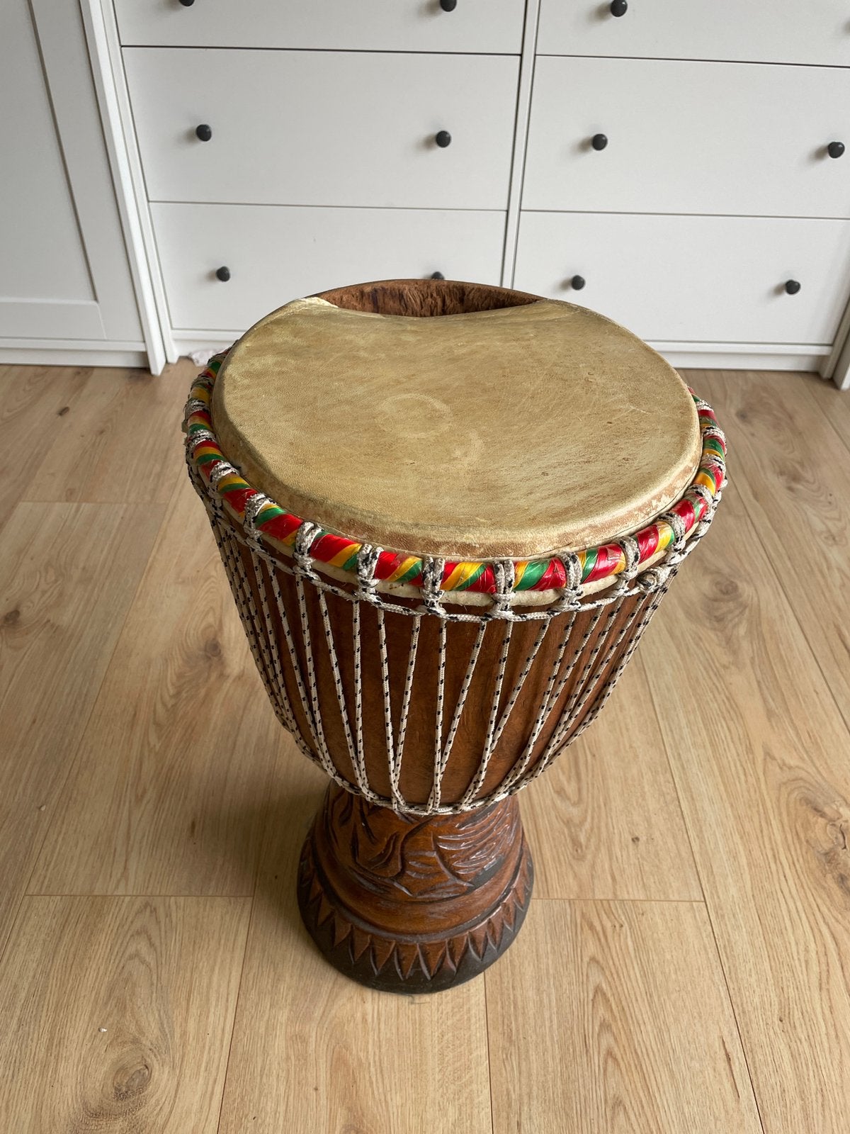 Mooie Djembe met gescheurd vel, Ophalen of Verzenden, Zo goed als nieuw, Trommel