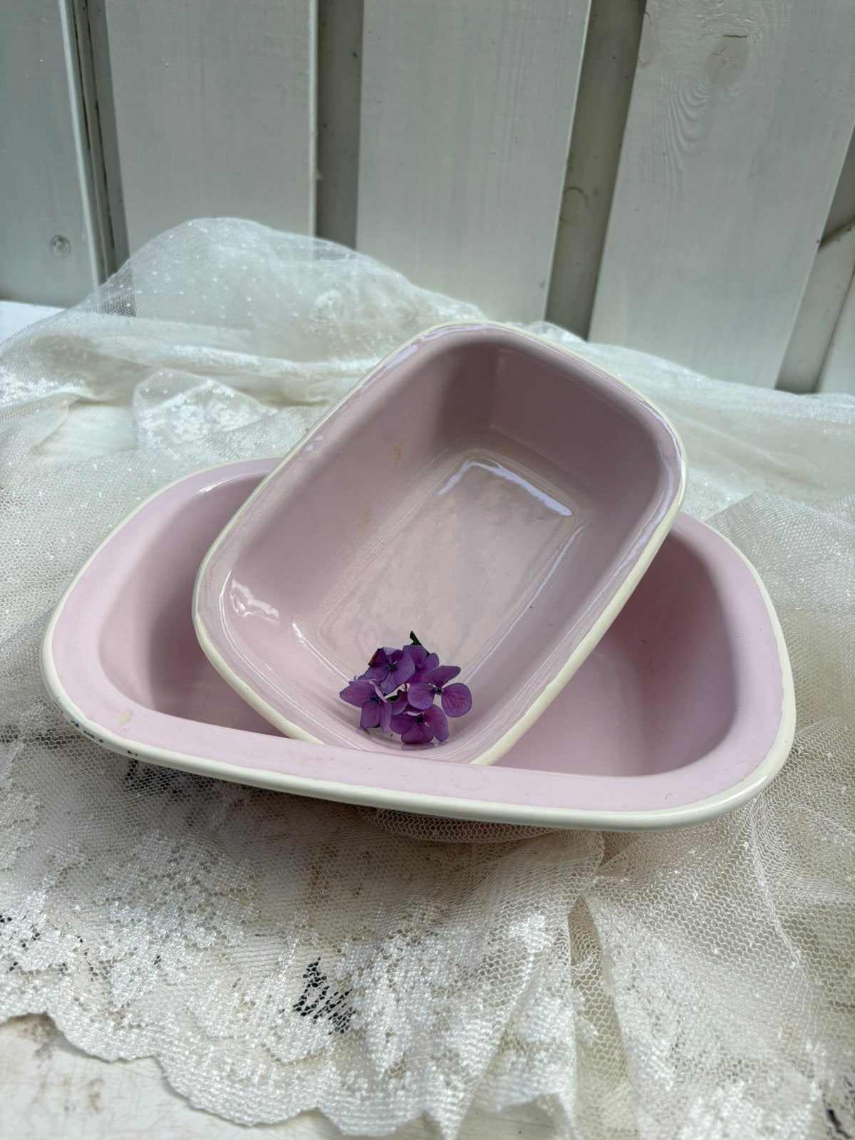 Brocante roze emaille schaaltjes, Antiek en Kunst, Curiosa en Brocante, Ophalen of Verzenden