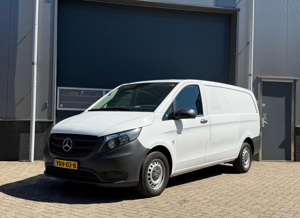 Mercedes-Benz Vito 110 CDI Lang bj.2019 Camera|Carplay|Trekh, Auto's, Bestelauto's, Voorwielaandrijving, Gebruikt, Euro 6, 4 cilinders
