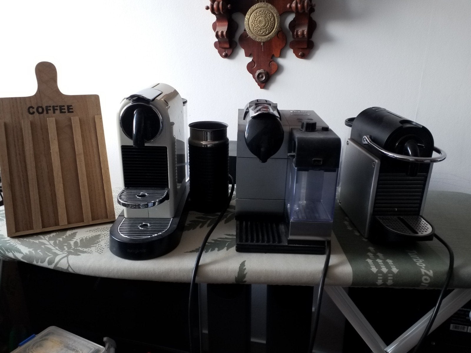 3 Nespresso koffiemachines, 1x DeLongi en 2x Maggimix, Witgoed en Apparatuur, Koffiezetapparaten, Ophalen, Koffiemachine
