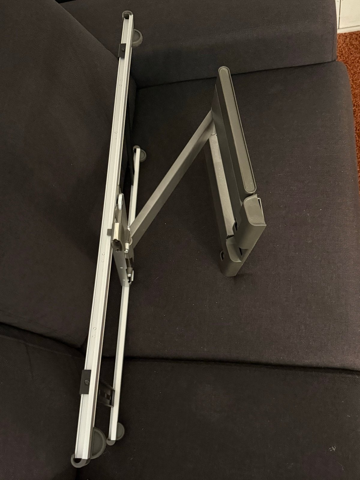 Vogel's THIN 345 TV-muurbeugel voor ultradunne TV's, Ophalen, Zo goed als nieuw