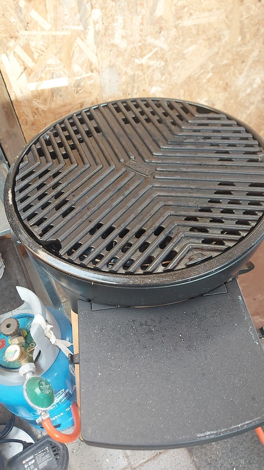Cadac Skottelbraai met gasfles en flesbeveiliging, Ophalen