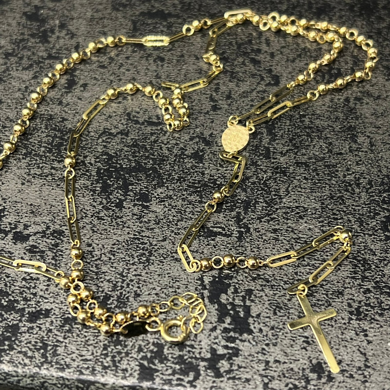 14 karaats gouden rozenkrans kruis ketting nieuw, Ophalen of Verzenden, Nieuw, Goud