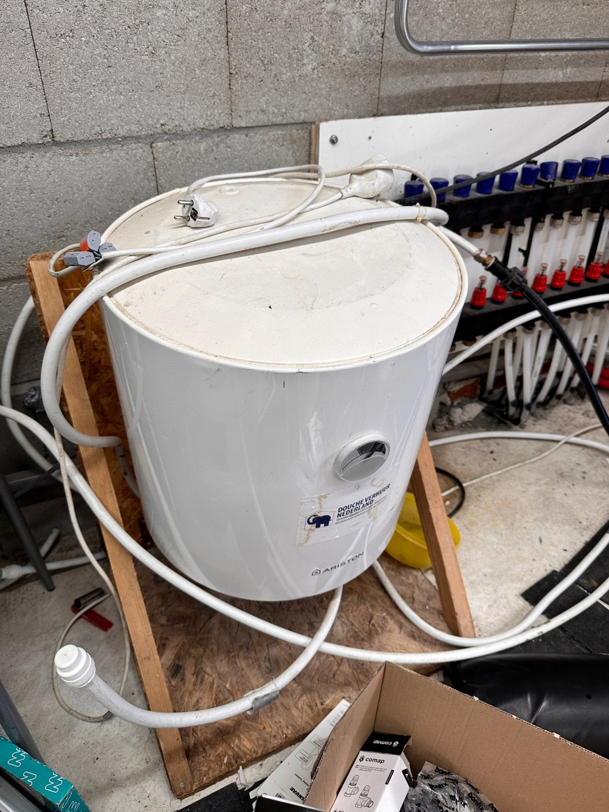 Boiler voor nooddouche - Ariston, Ophalen, Gebruikt, 100 liter of meer, Boiler