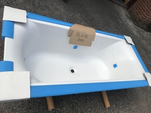 Ligbaden model rond in 75x170 en 80x180 cm, Ophalen, Nieuw, Bad