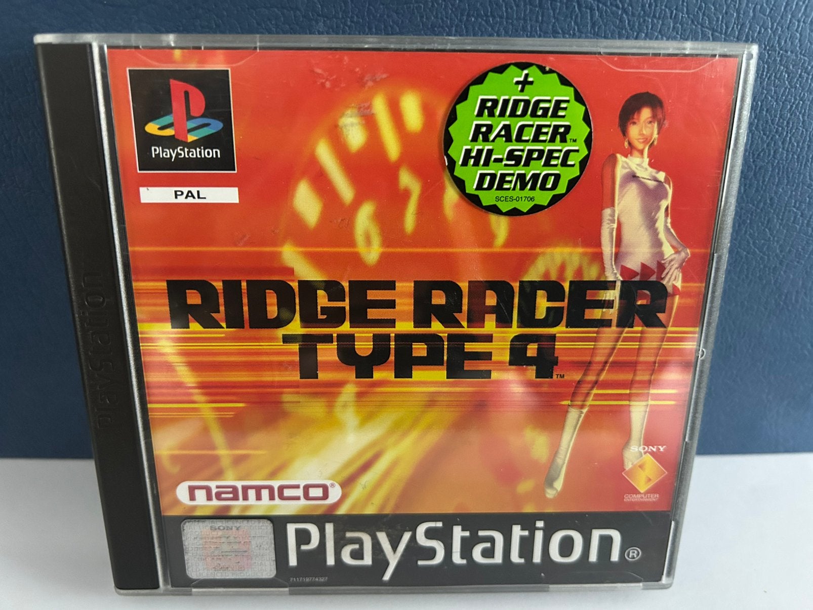 Ridge Racer Typ 4 / INCL DEMO / Playstation 1 / PS1 ps1, Spelcomputers en Games, Games | Sony PlayStation 1, 1 speler, Racen en Vliegen