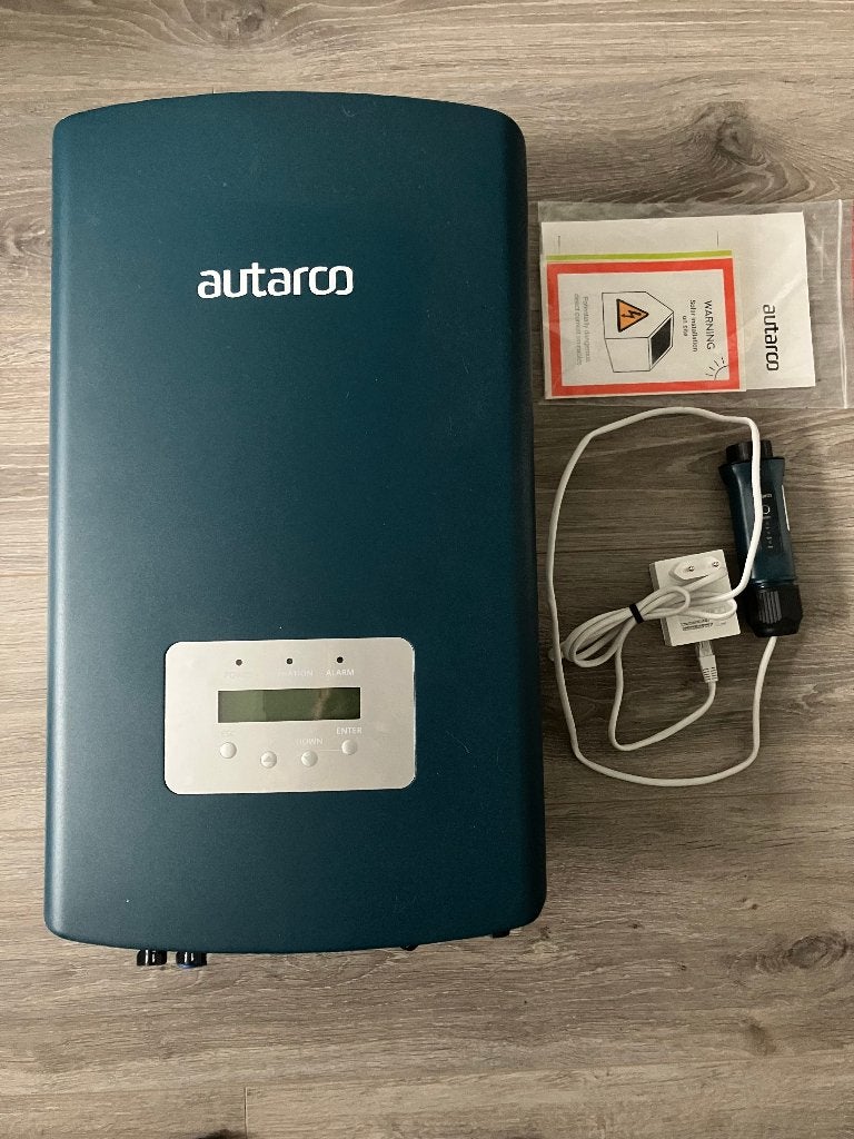 Autarco omvormer met aansluitkast, Ophalen, Gebruikt