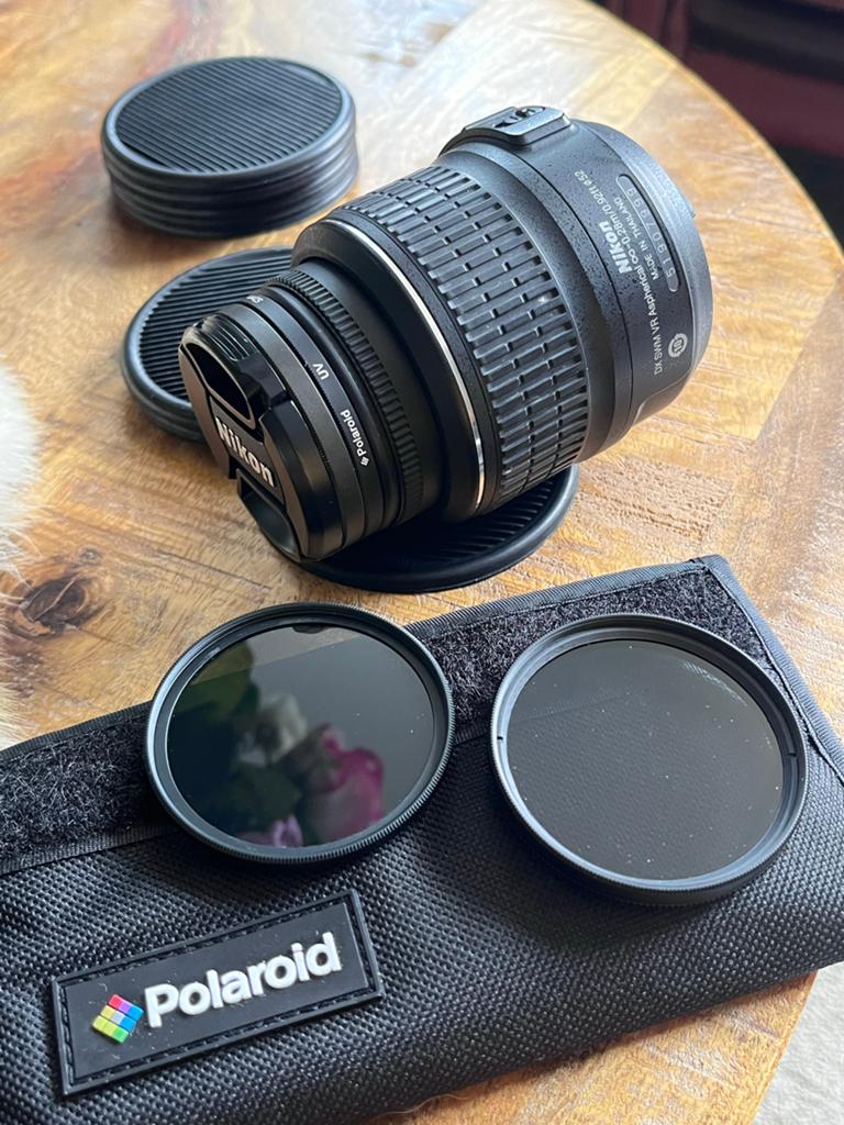 Nikon AF-S Nikkor 18-55mm VR lens met filters, Ophalen, Gebruikt, Standaardlens, Zoom
