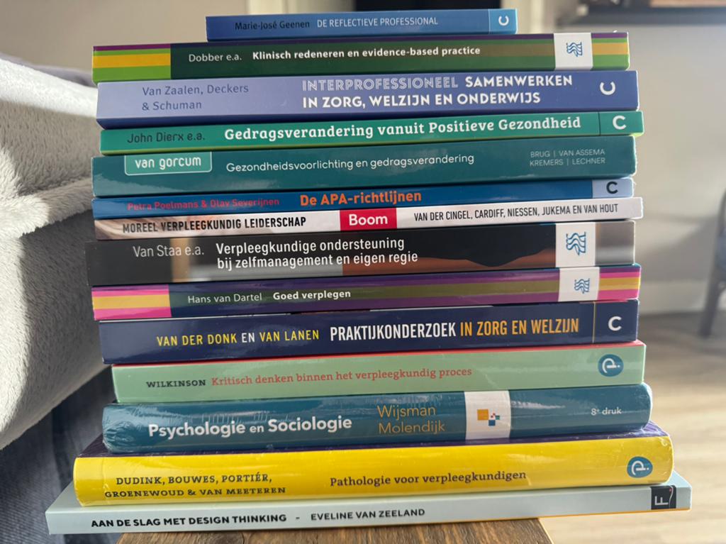 HBO Verpleegkunde studieboeken, Ophalen, Beta, Zo goed als nieuw, HBO