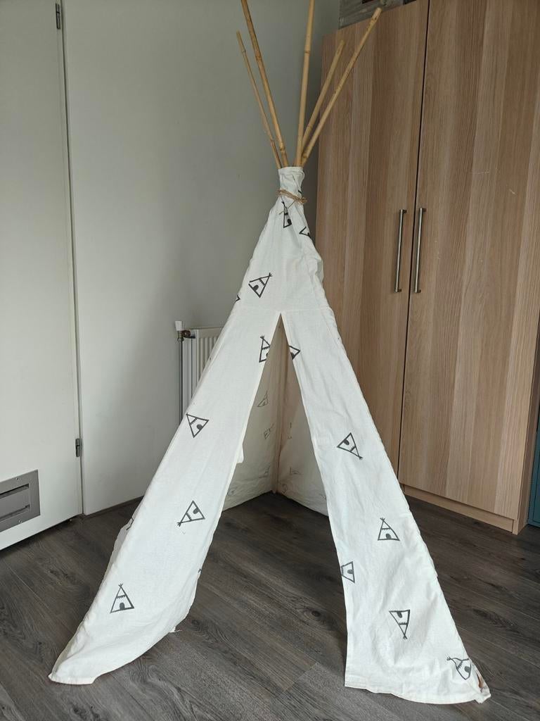 Speelgoed tipi, Ophalen
