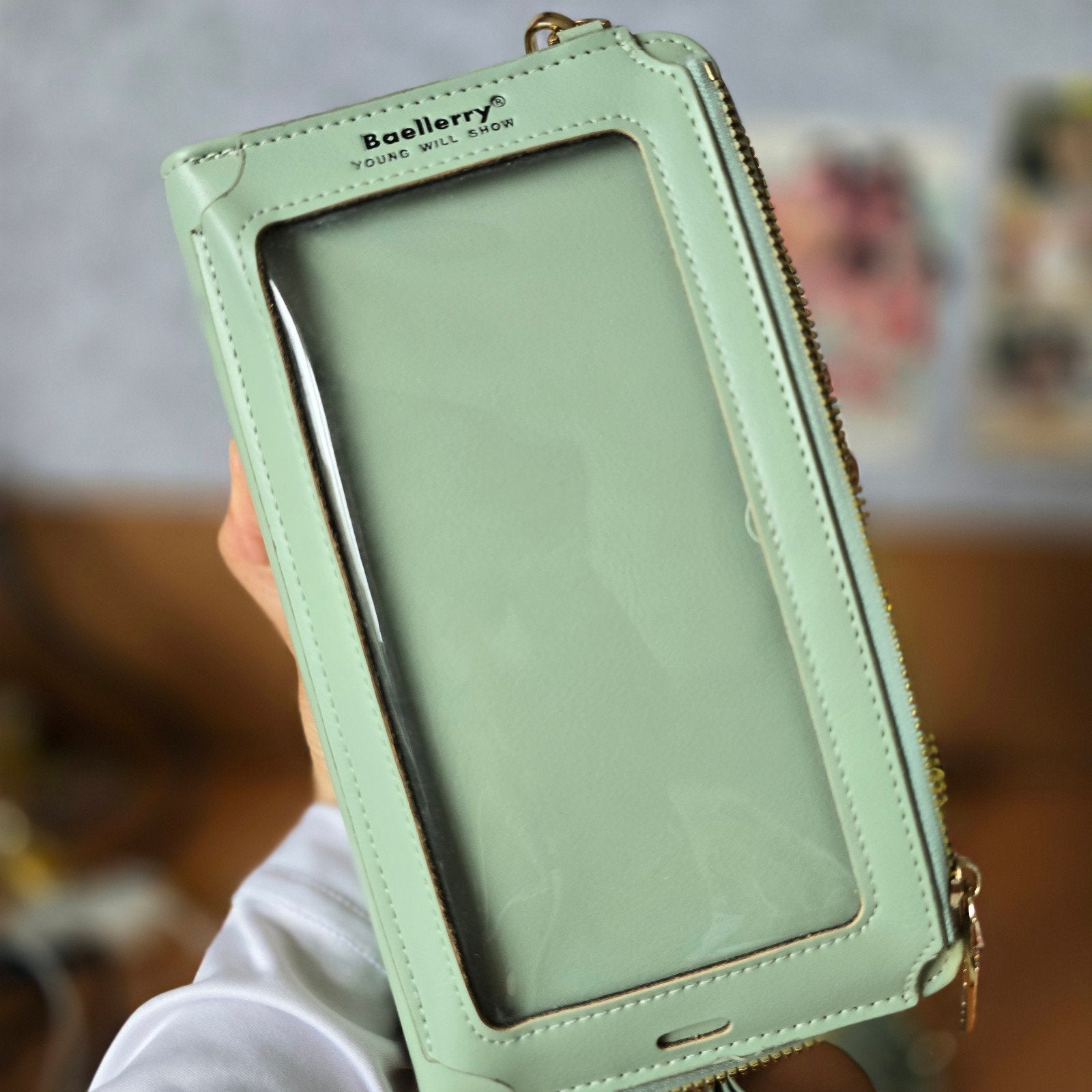 Phone Wallet/Sling Bag 3 in 1 Mint Green/Sage, Ophalen of Verzenden, Zo goed als nieuw, Groen, Overige merken