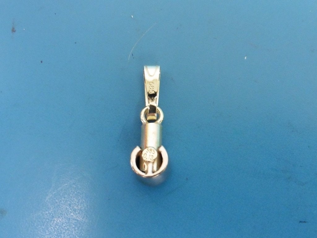 Gouden hanger met briljant                               G17, Gebruikt, Overige voorstellingen, ., Ophalen of Verzenden