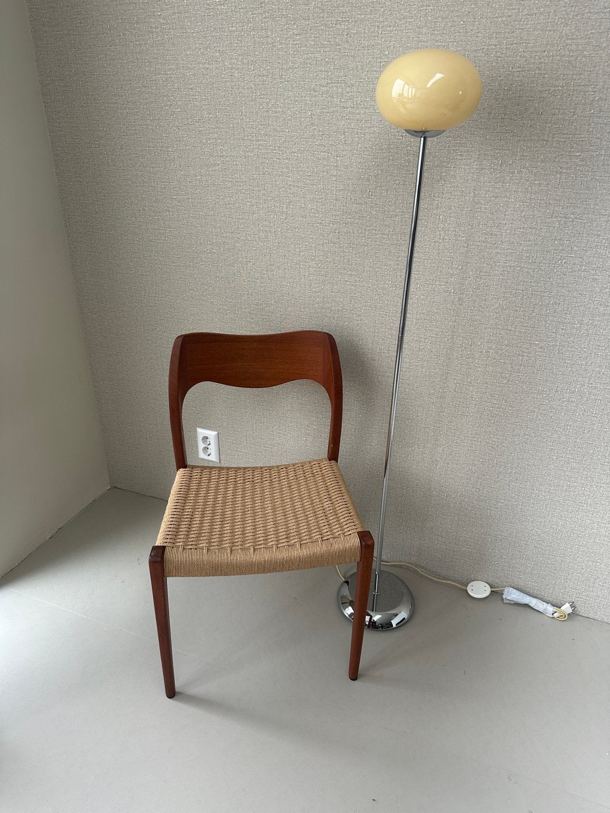 Niels Otto Moller Model 71 Stoel in Teak met Papercord, Huis en Inrichting, Ophalen, Gebruikt, Bruin, Eén