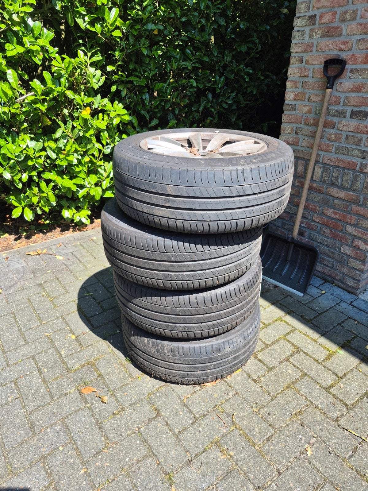 Michelin Zomerbanden op Velg 225/55R17 97Y, Ophalen