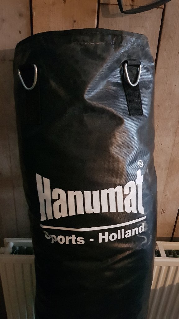 Hanumat boksbal met handschoenen, Ophalen, Zo goed als nieuw, Boksbal