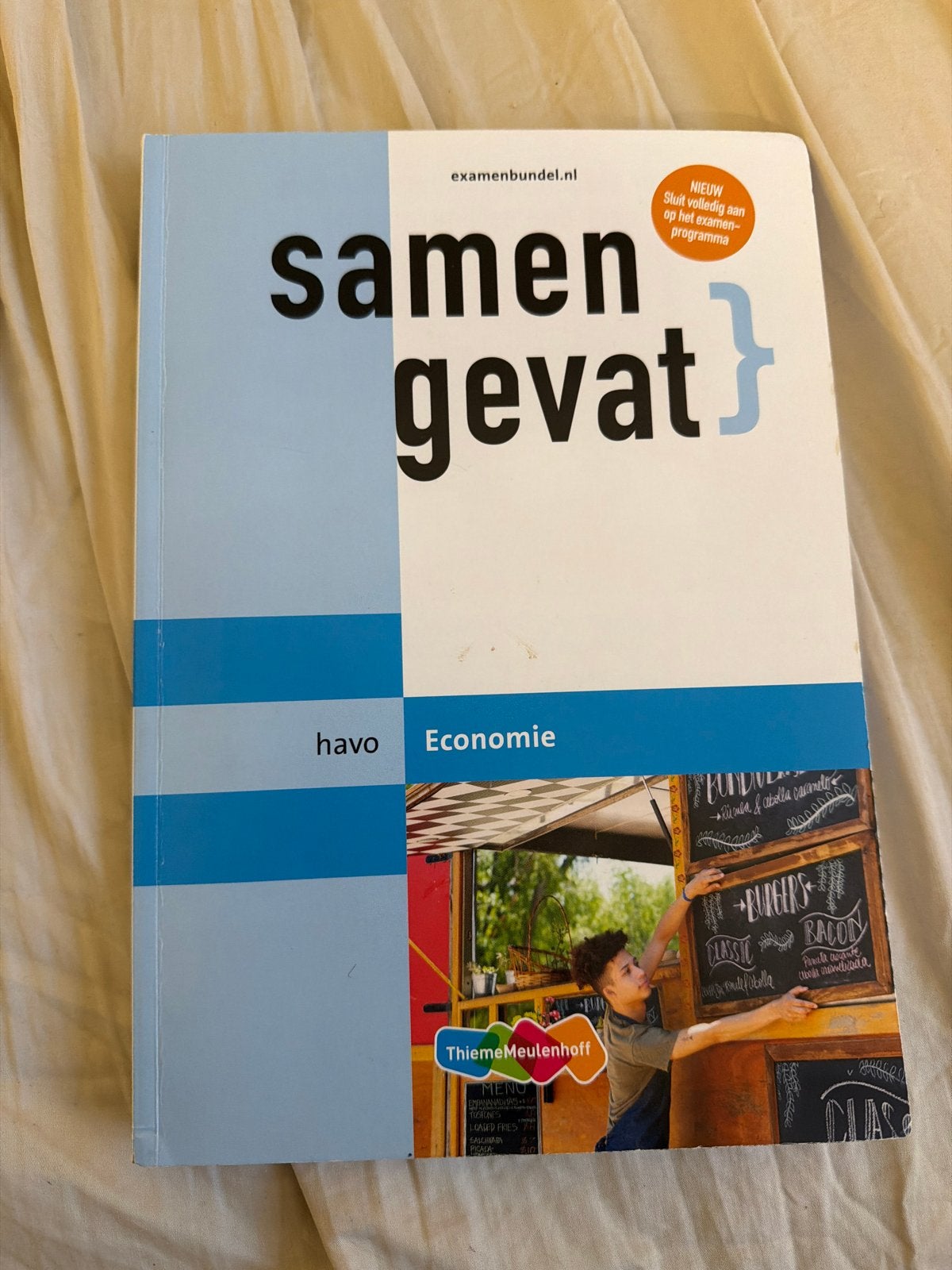 Samengevat havo Economie examenbundel, Ophalen of Verzenden, Gamma, Zo goed als nieuw, HBO