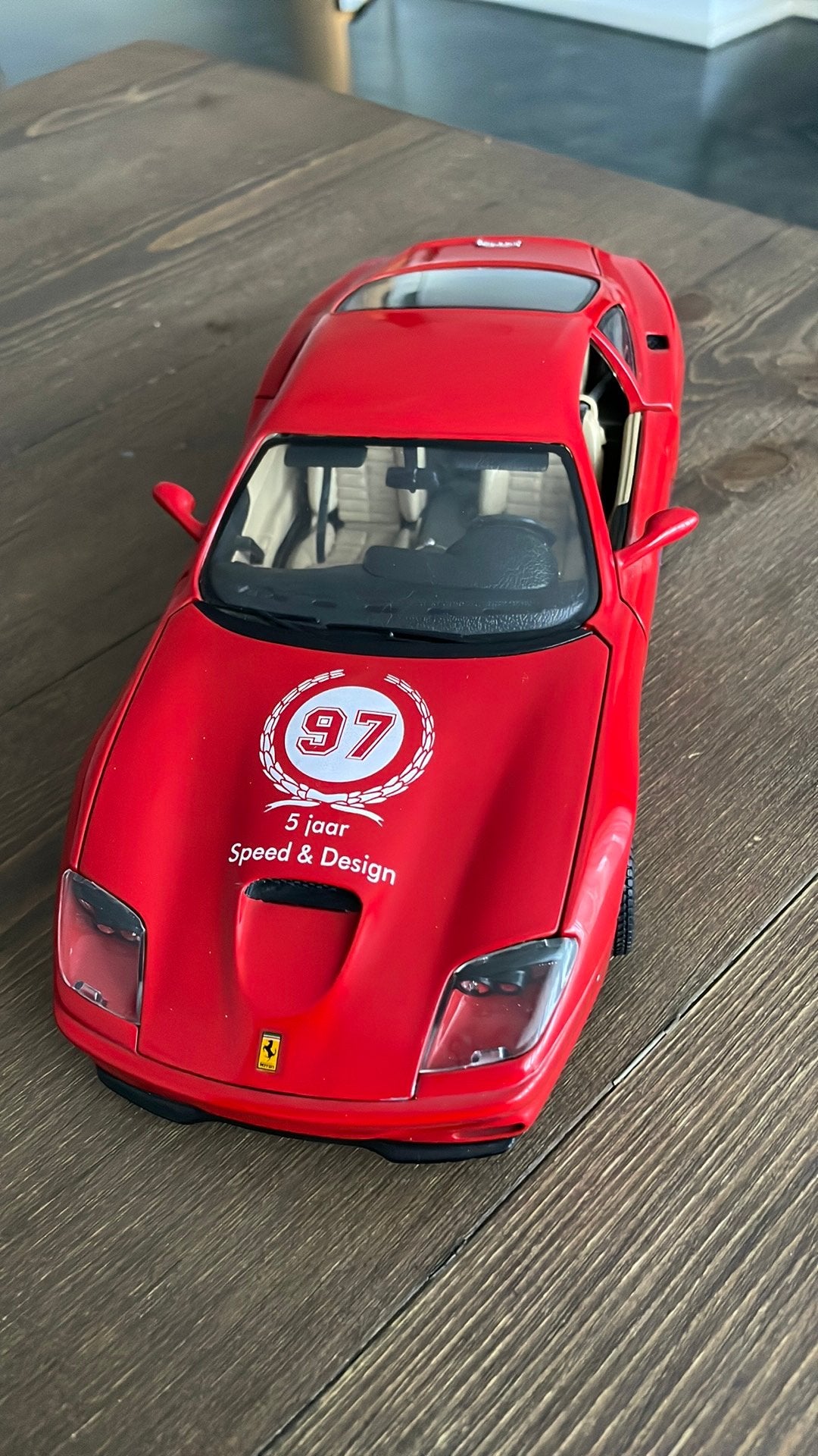 Model auto Ferrari 550, Ophalen of Verzenden, Zo goed als nieuw, Bburago